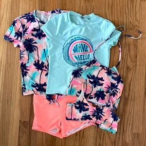 Old Navy girl’s swimsuit. 5 pieces mix and match.